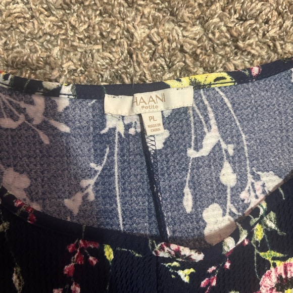 Petite Haani Navy Floral Dress - Picture 2 of 7